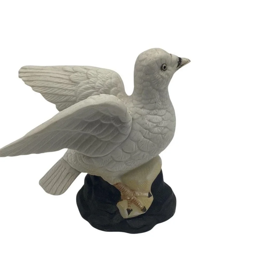Vintage Porcelain‎ White Dove Figurine with Floral Base